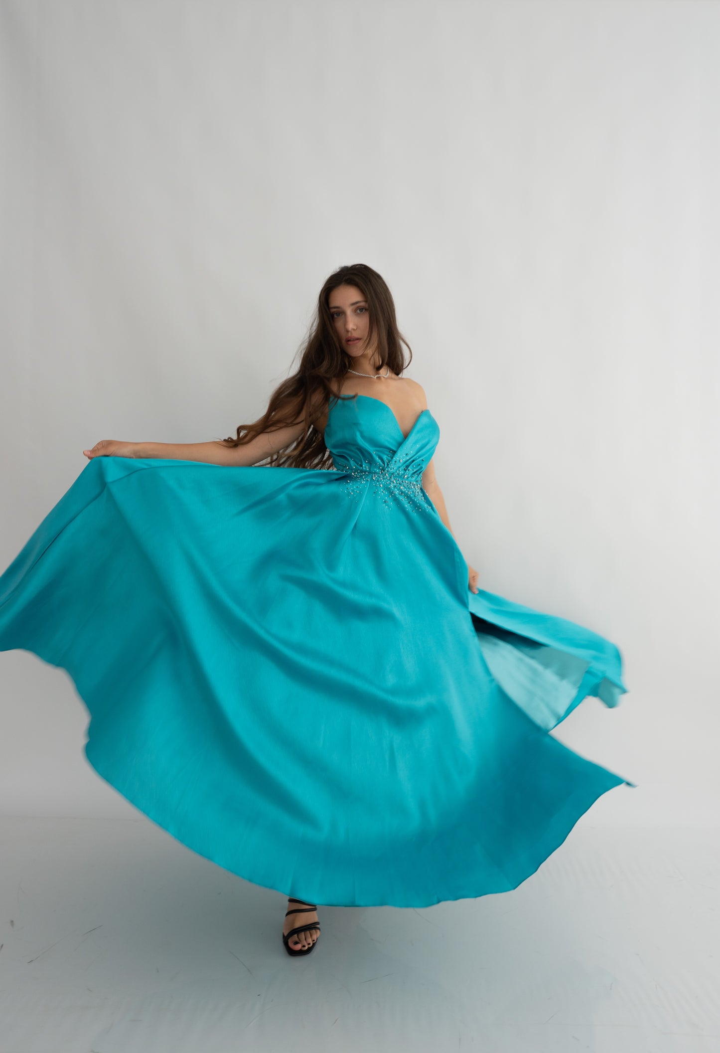 Rochie de ocazie cu umerii goi și croi prințesă - Aurora Glow (AT3) - Baby Blue