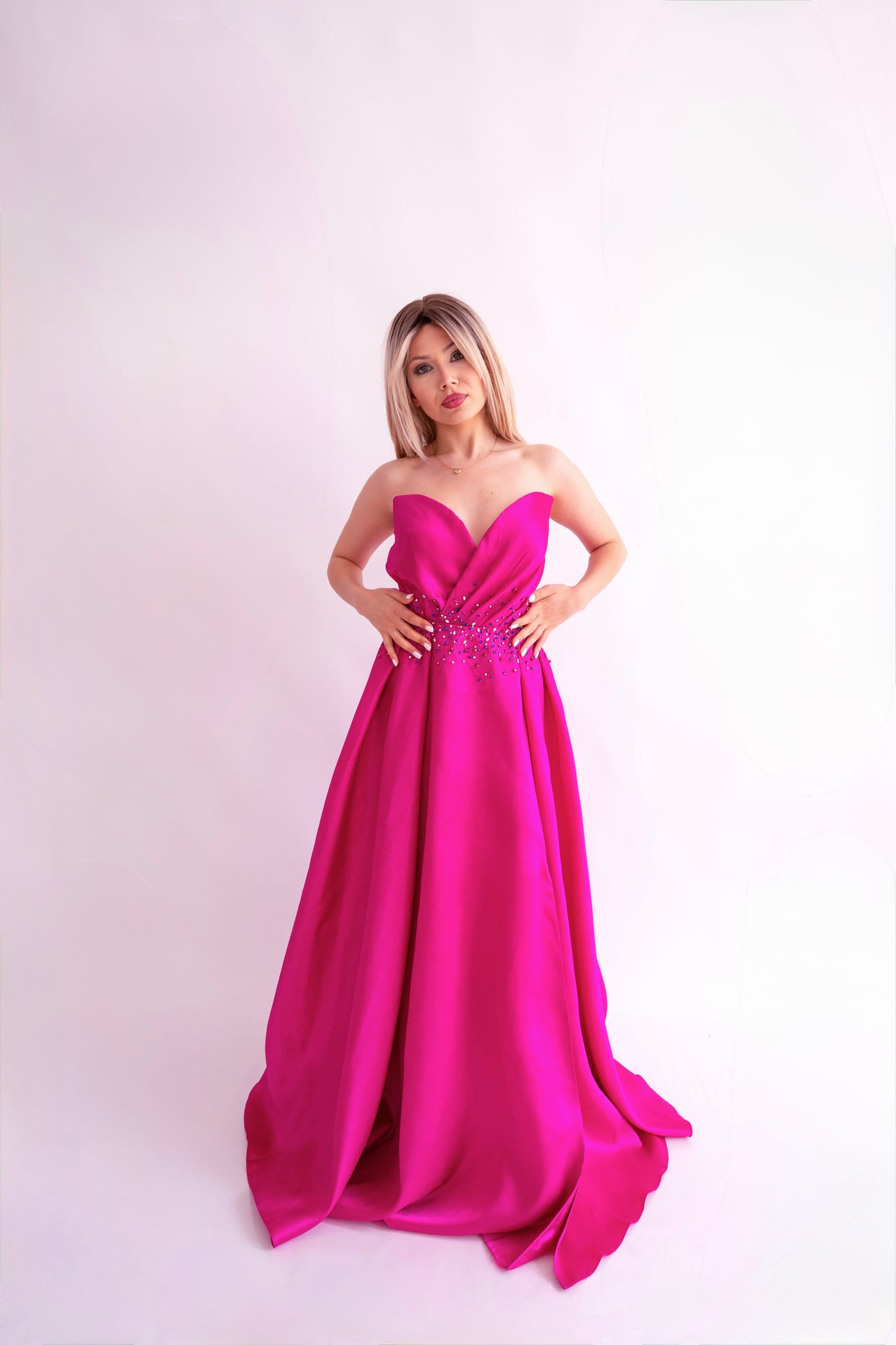 Rochie de ocazie cu umerii goi și croi prințesă - Aurora Glow (AT3)