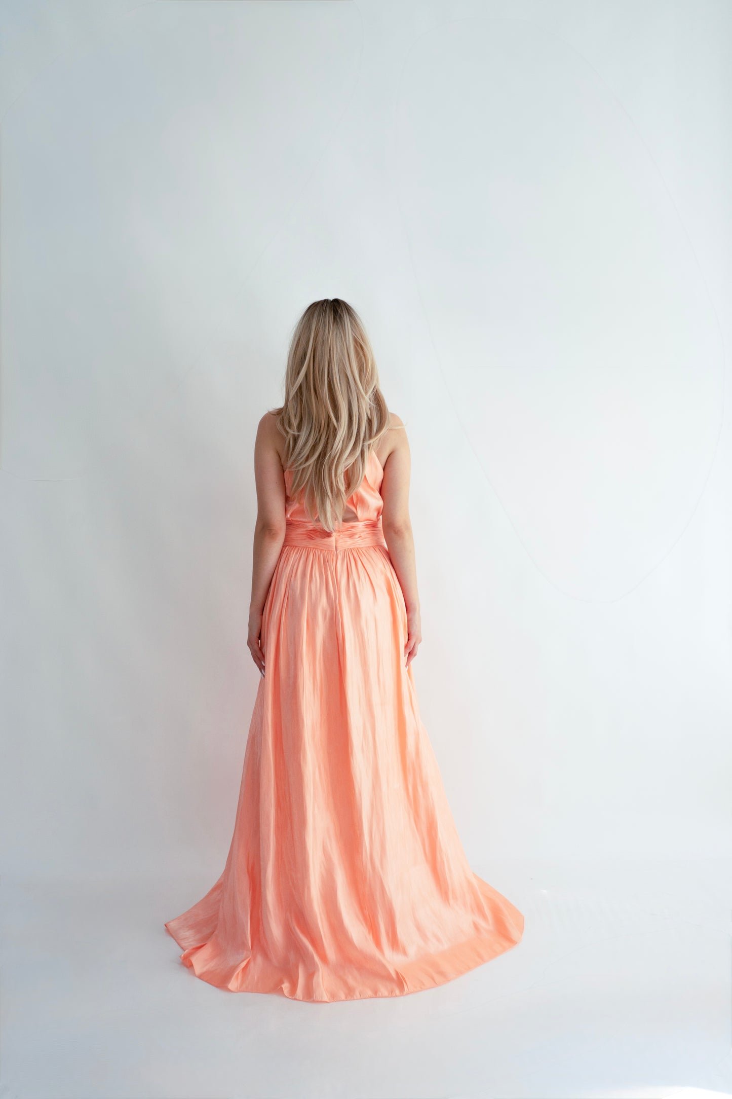 Rochie lunga nunta Halter Neck cu Strasuri – Celeste Glow (AT2) - Roz somon