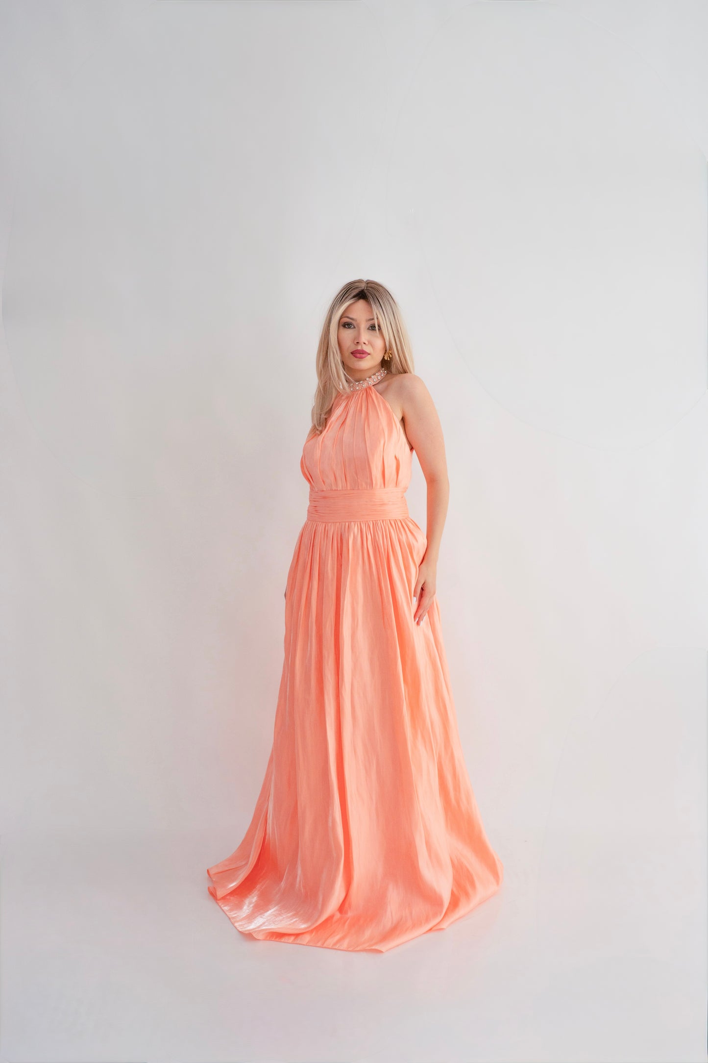 Rochie lunga nunta Halter Neck cu Strasuri – Celeste Glow (AT2) - Roz somon