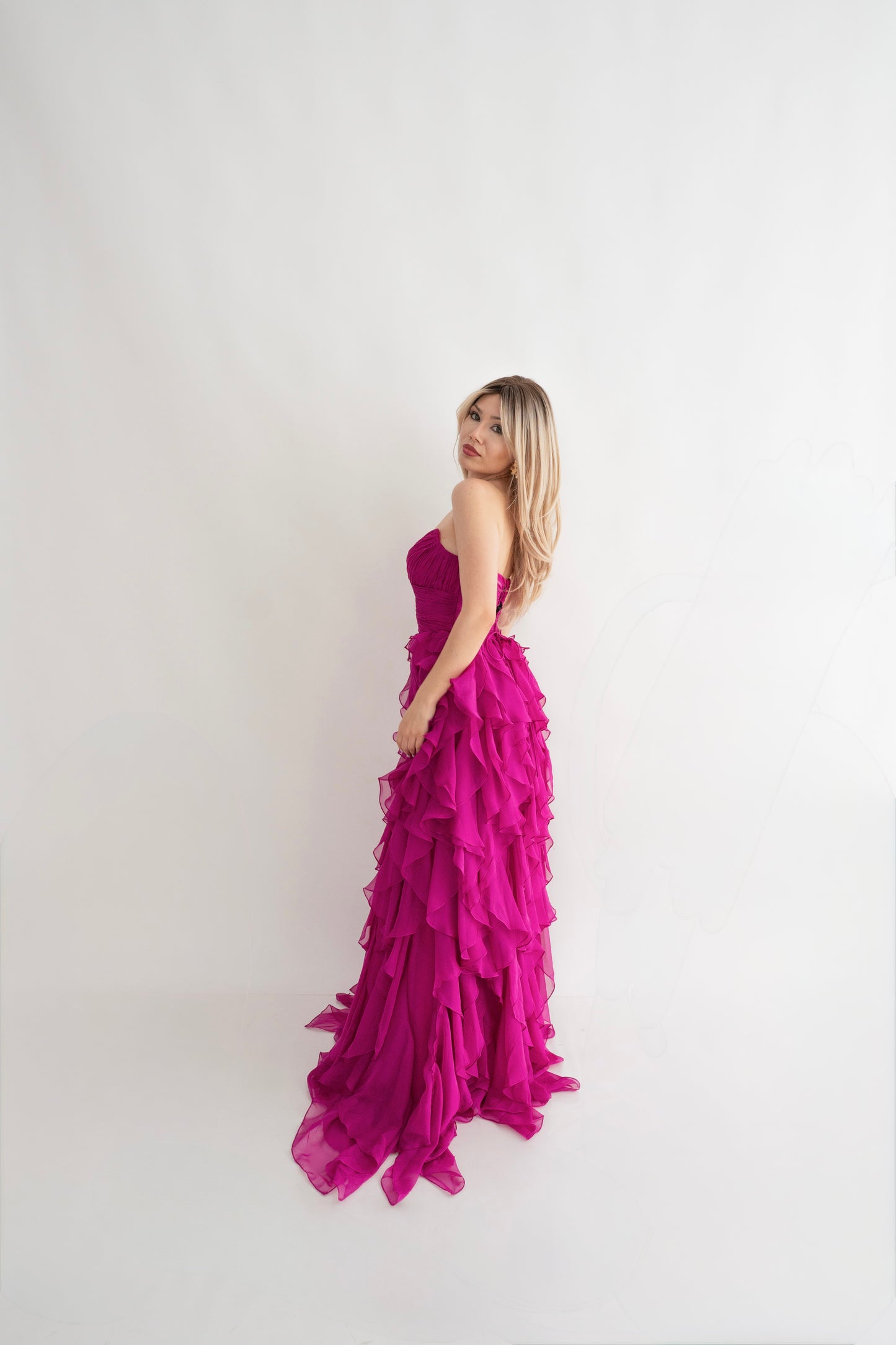 Rochie de Seară prințesă, decolteu inimă și cu Volane - Ruffle Elegance (AT5) - Magenta