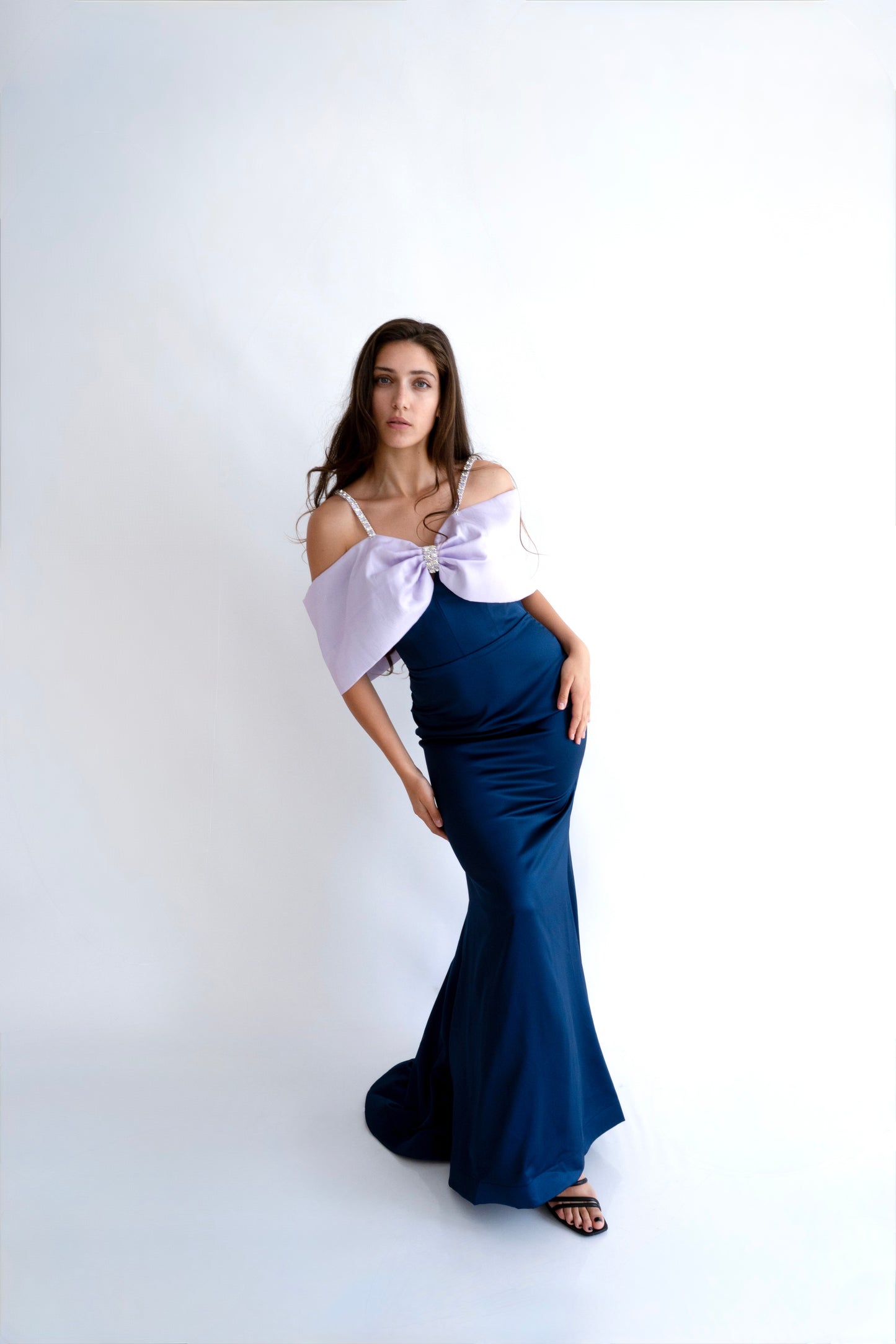 Rochie de Ocazie cu Bretele Strălucitoare și Fundă Maxi - Eleonora Bow Dress (AT6) - Albastru