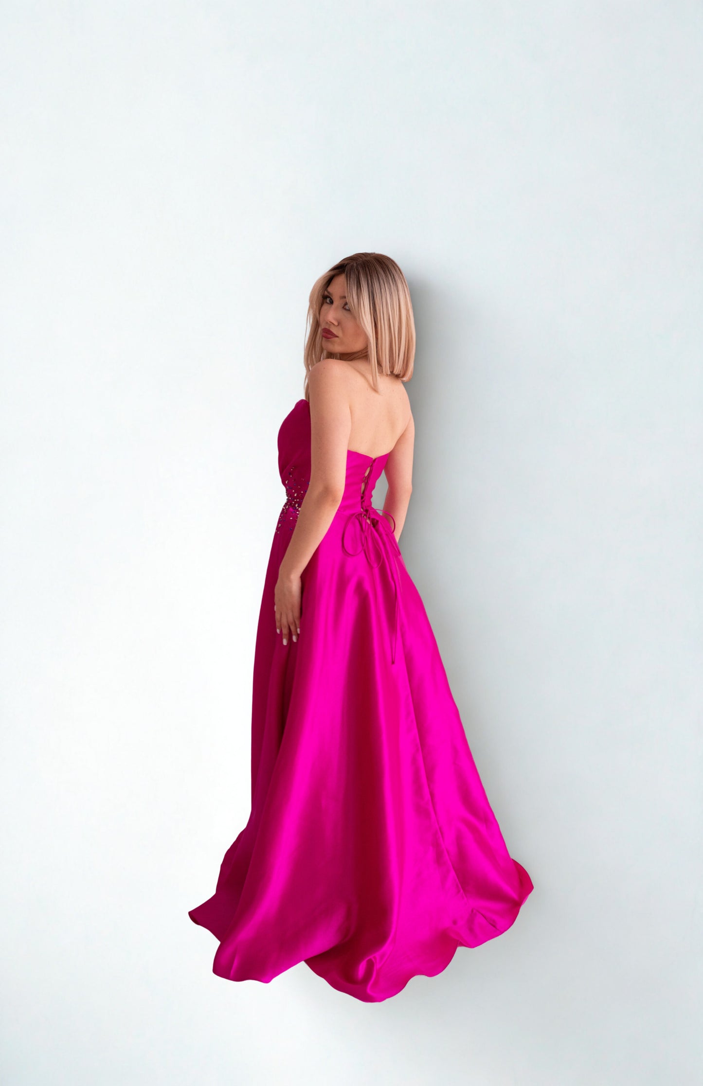 Rochie de ocazie cu umerii goi și croi prințesă - Aurora Glow (AT3)