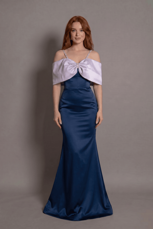 Rochie albastră lungă Eleonora Bow cu bretele strălucitoare și fundă maxi Eleonora Luxe - imagine 1